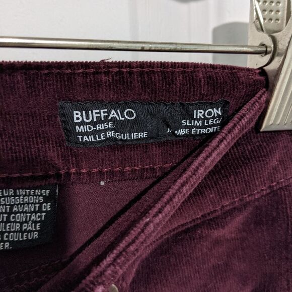 Copy - Buffalo burgundy corduroy mid rise pants velvet pants 10 x 32 A3 - Picture 6 of 11